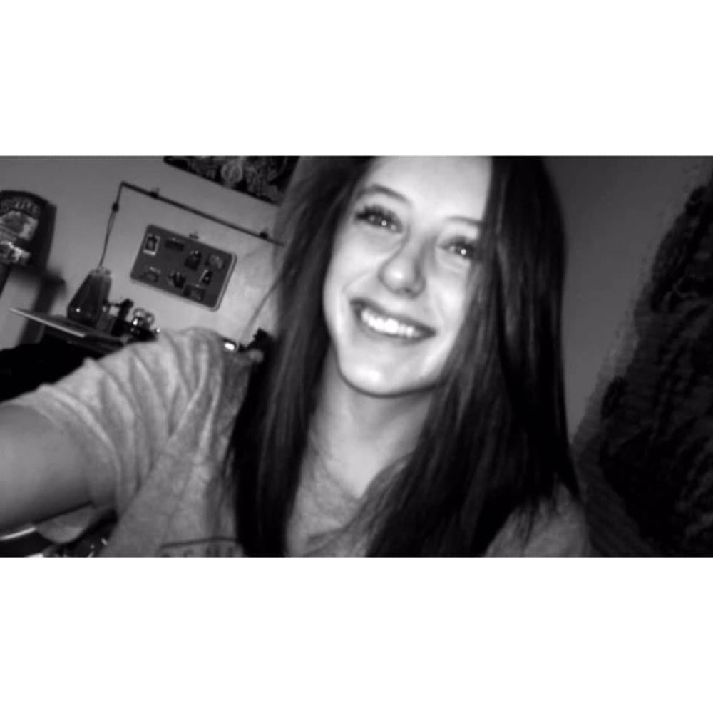 Meet your Posher, Madi